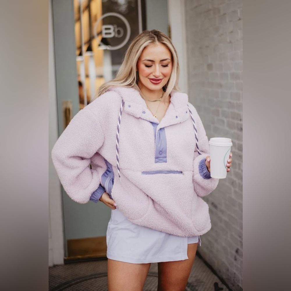 NWT Altar'd State Compare Frostbite Sherpa Pullover $128 MSRP - Picture 4 of 16